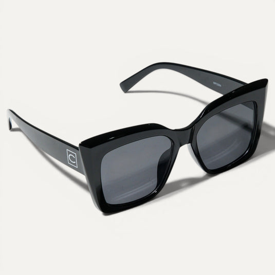 The Statement Line Sunglasses – Black