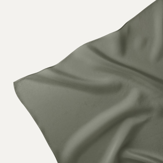 The Everyday Solid Pocket Square – Stone Grey