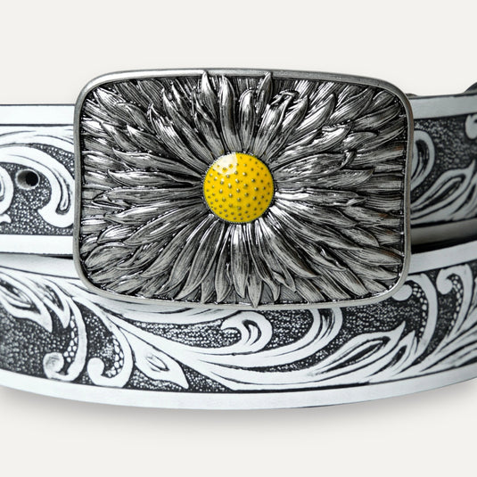 The Sunburst Buckle Belt – Black & White