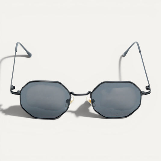 The Faceted Frame Sunglasses – Black