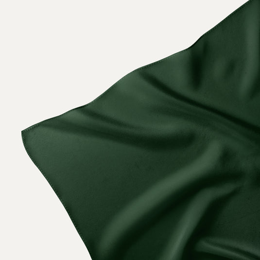 The Everyday Solid Pocket Square – Forest Green