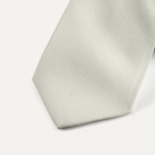 The Everyday Solid Silk Tie – Off-White