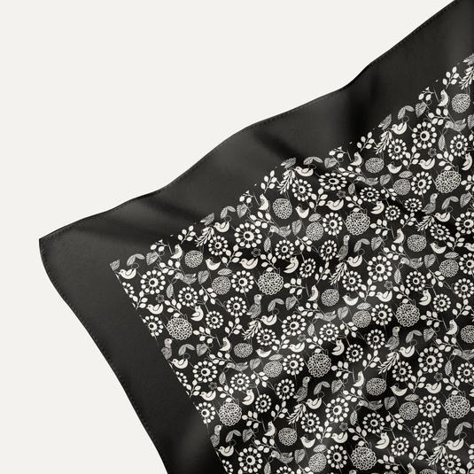 The Garden Chronicle Pocket Square – Black & Ivory
